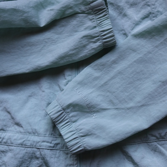 lululemon athletica Mint Green Jacket - Picture 4 of 14